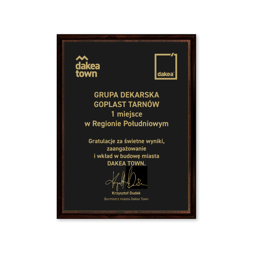 Dyplom drewniany z grawerem laserowym na laminacie grawerskim, metalicznym