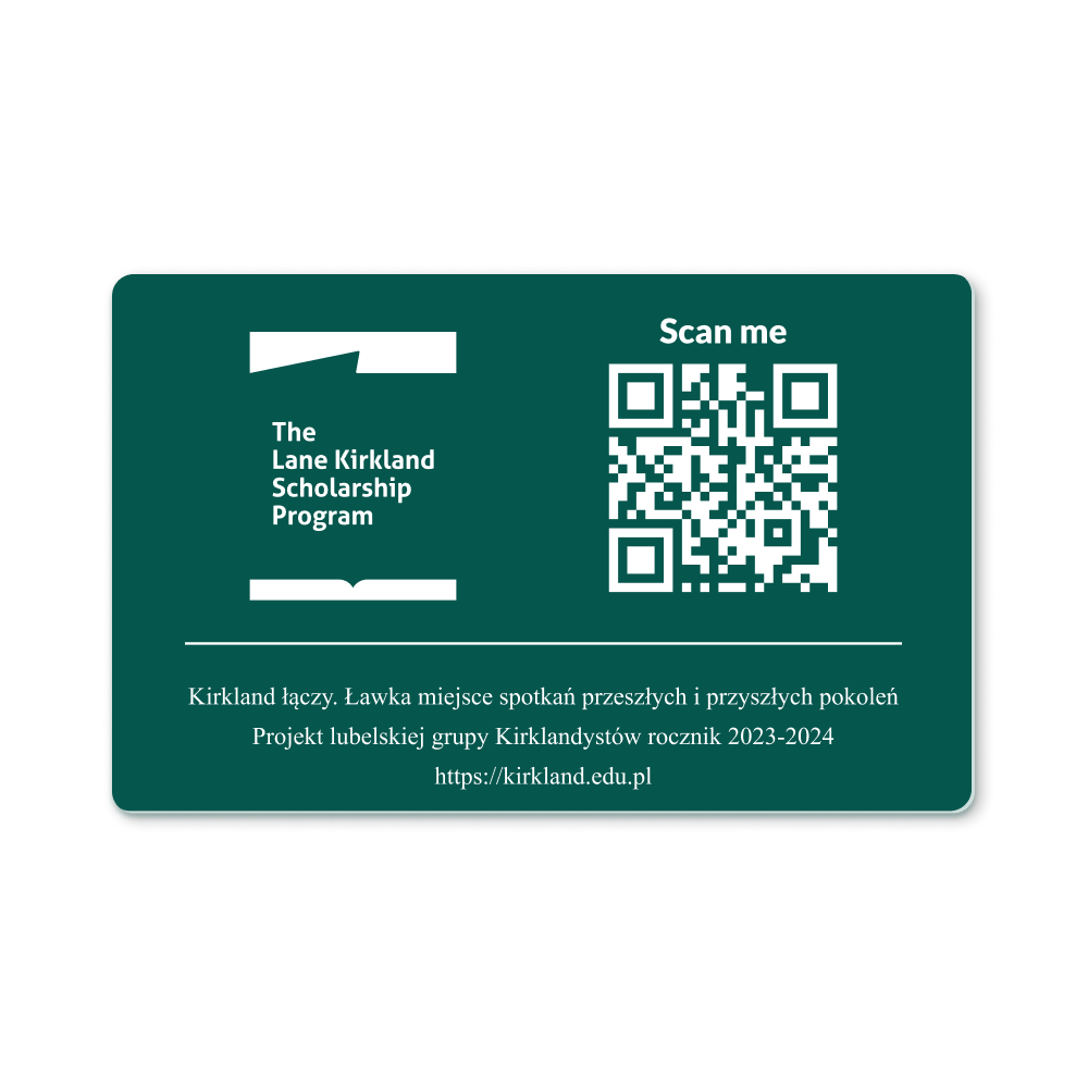 Zielona tabliczka informacyjna z logo i kodem QR