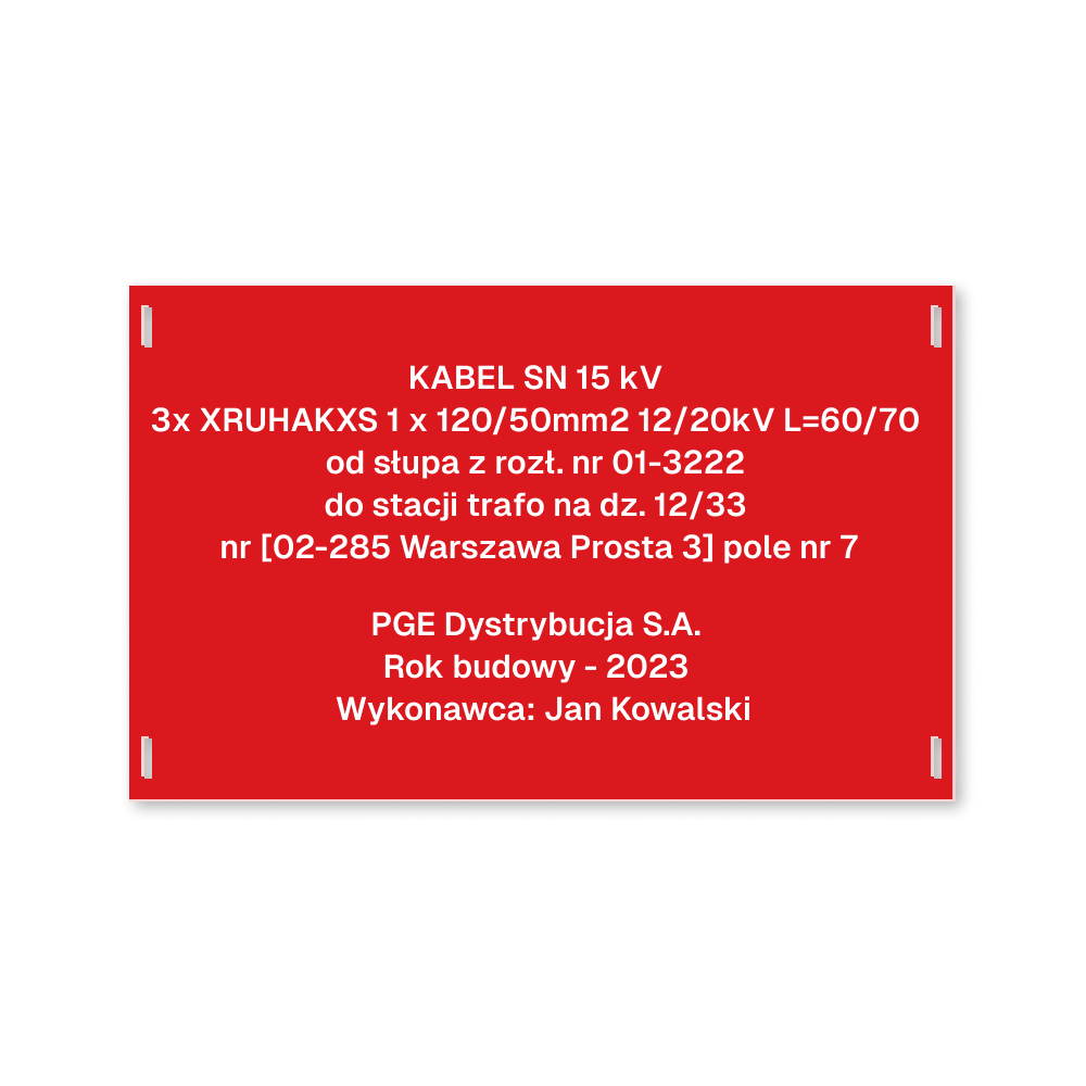 Grawerowana tabliczka opisowa z instrukcją obsługi urządzenia elektronicznego