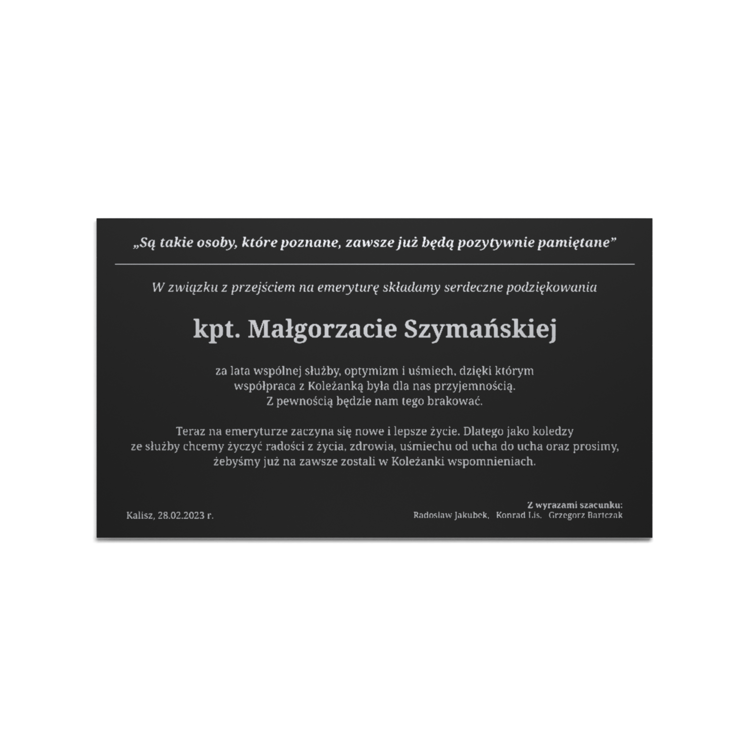 Czarna tabliczka pamiątkowa ze srebrnym grawerem, podziękowanie na przejście na emeryturę