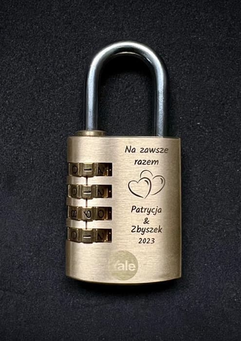 Metalowa kłódka z osobistym grawerem laserowym na zamku