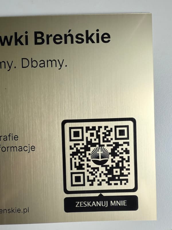 Tabliczki qr na cmentarz