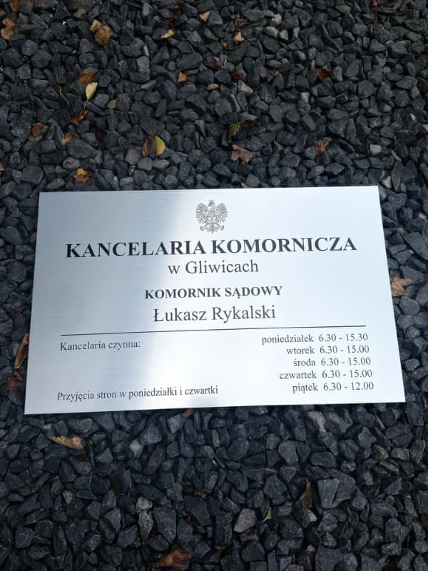 Tabliczka dla Kancelari Komorniczej