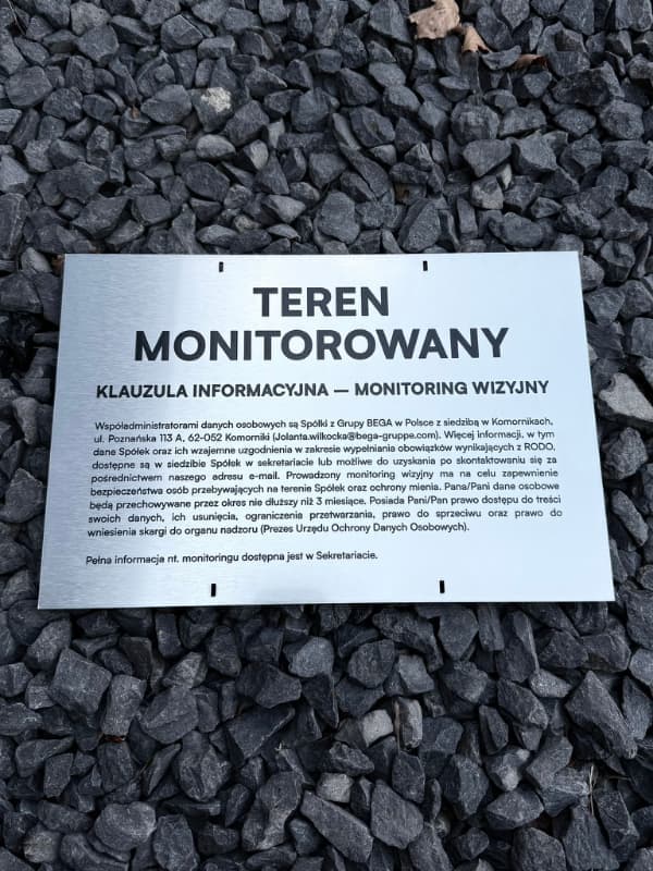 Tabliczka informacyjna teren monitorowany, grawerowana laserowe