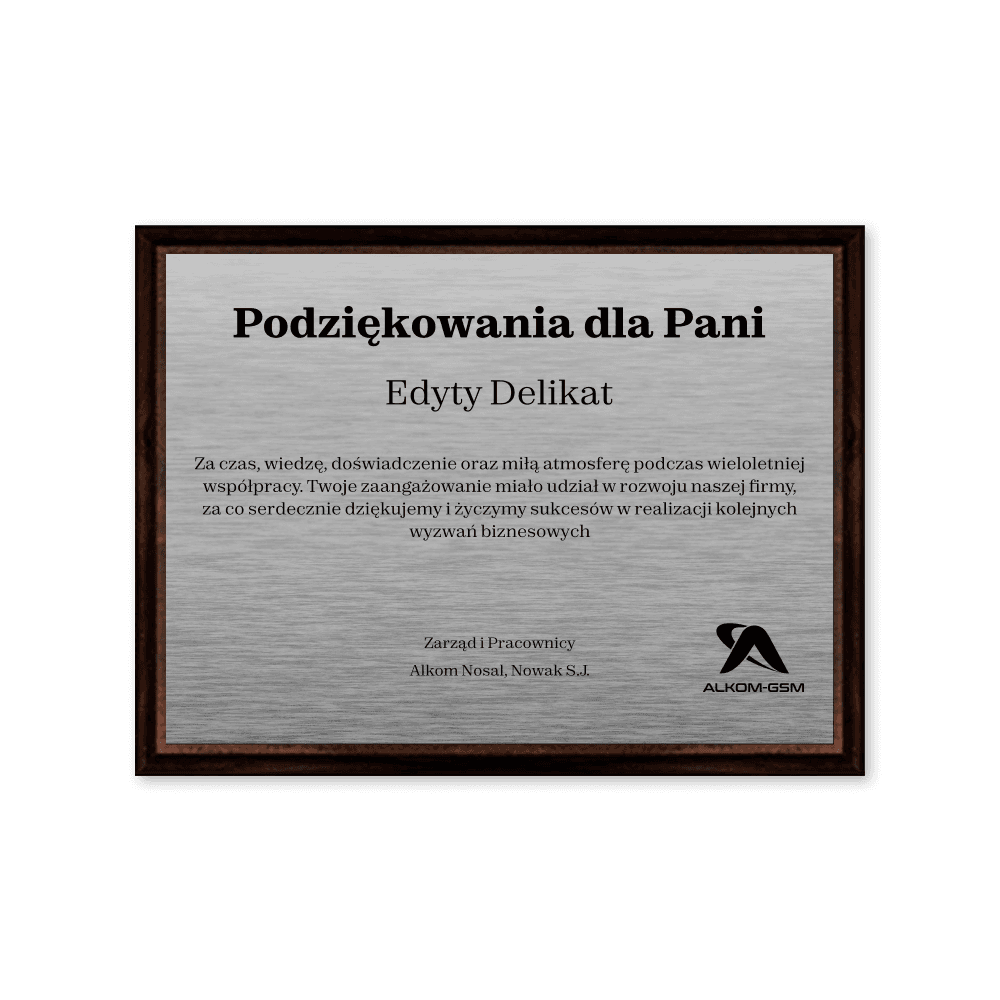 Drewniany dyplom z eleganckim grawerem laserowym