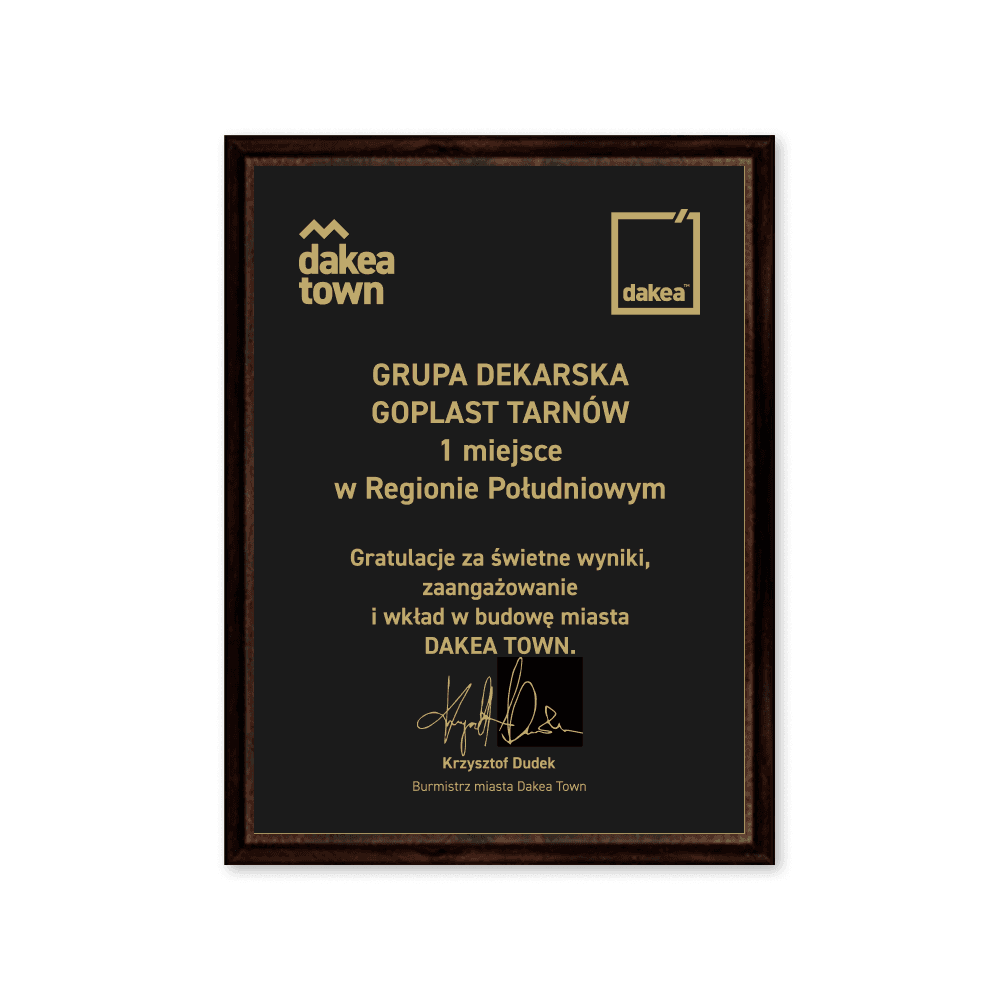 Dyplom drewniany z grawerem laserowym na laminacie grawerskim, metalicznym