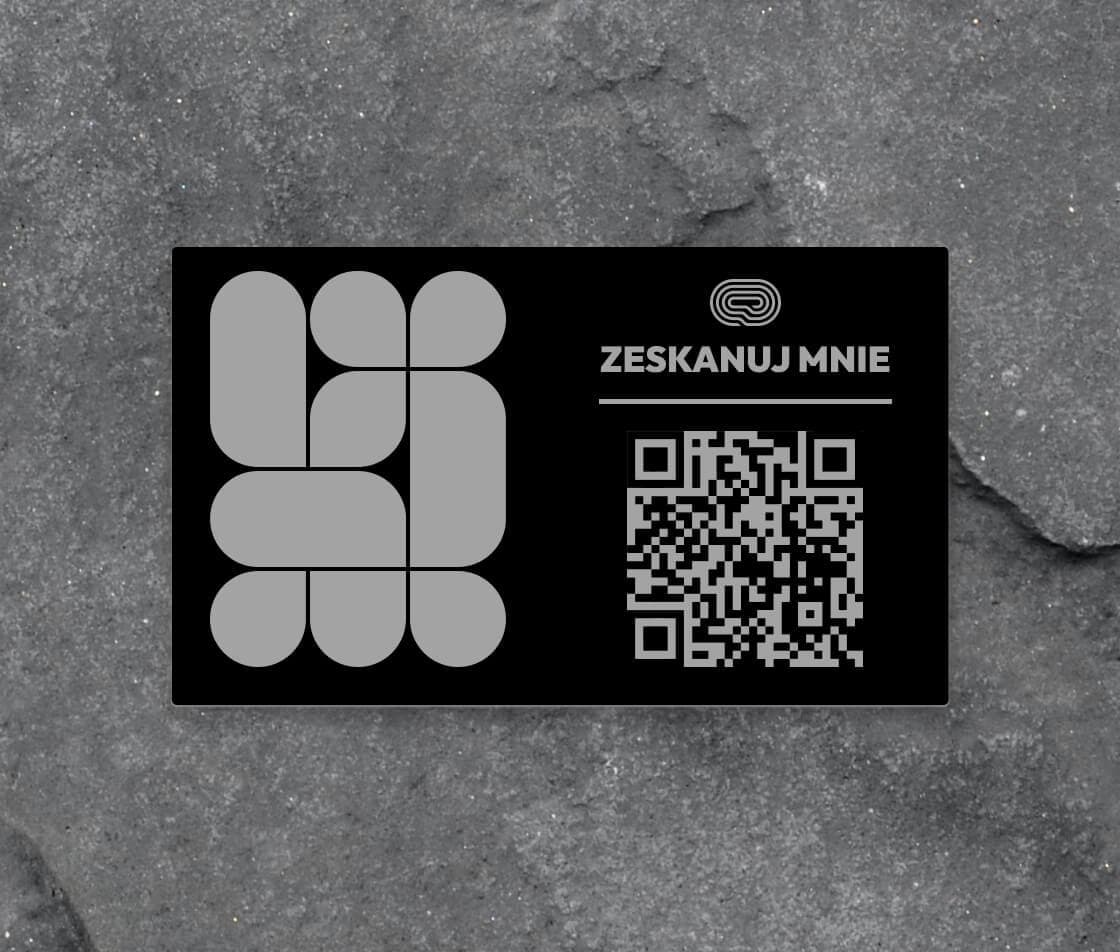 Tabliczka z kodem QR, wykonana techniką laserową